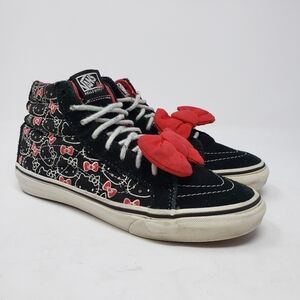Vans x Hello Kitty lace-up sneakers size 6
